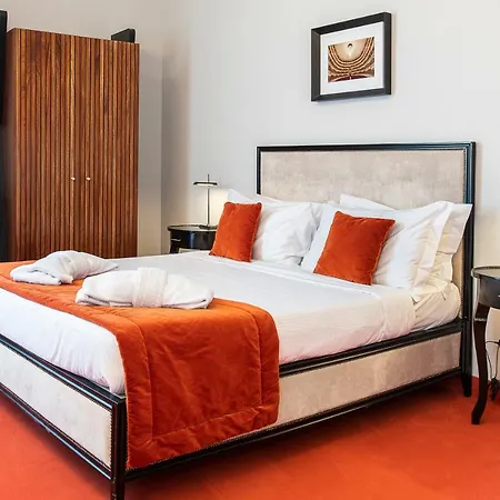 Nomad Hotel 3*